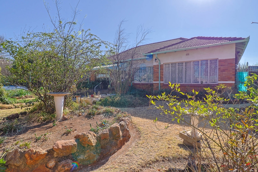 3 Bedroom Property for Sale in Selcourt Gauteng