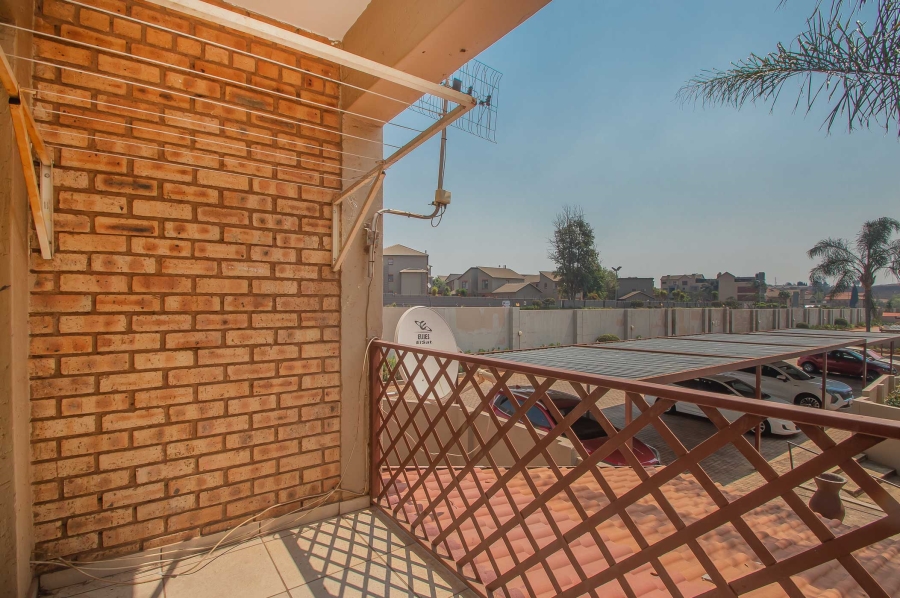 2 Bedroom Property for Sale in Sugar Bush Estate Gauteng