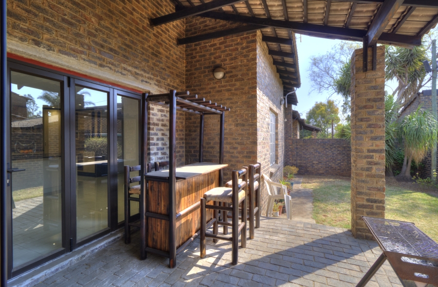 3 Bedroom Property for Sale in Sunninghill Gauteng