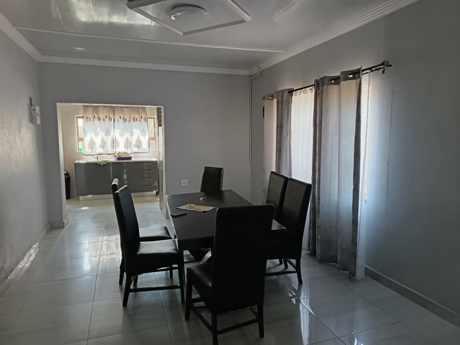 To Let 3 Bedroom Property for Rent in Rothdene Gauteng