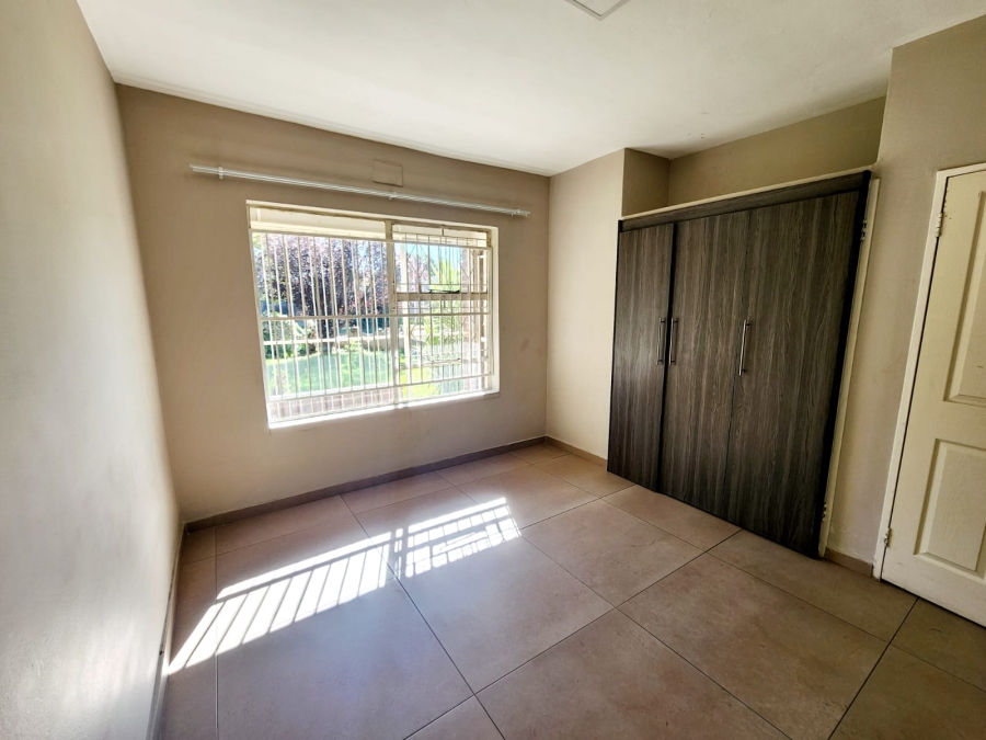 To Let 2 Bedroom Property for Rent in Arcon Park Gauteng