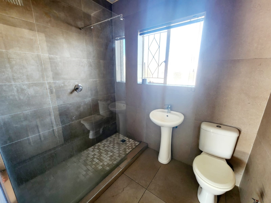 To Let 2 Bedroom Property for Rent in Arcon Park Gauteng