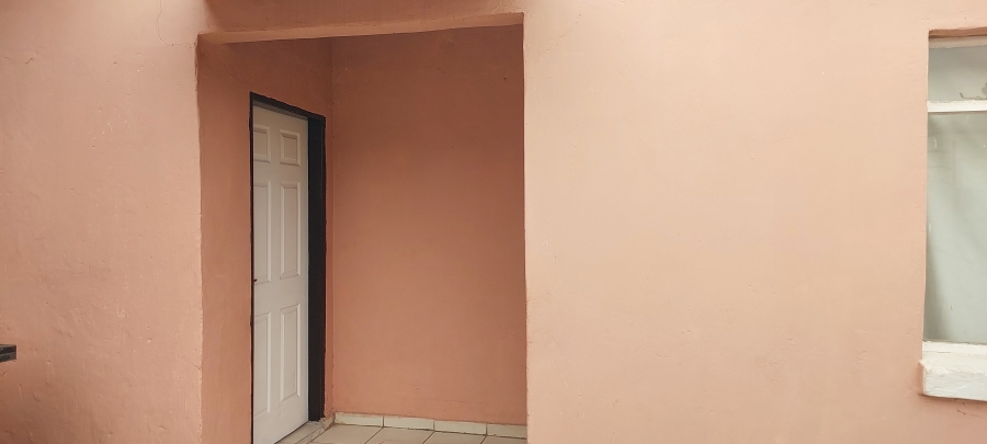 To Let 1 Bedroom Property for Rent in Mayberry Park Gauteng