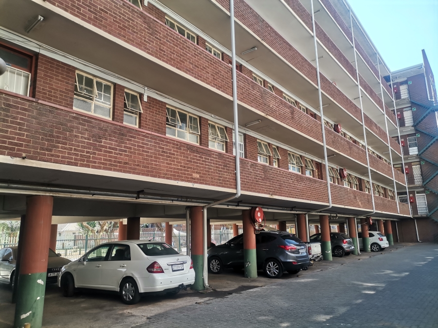 2 Bedroom Property for Sale in Sunnyside Gauteng