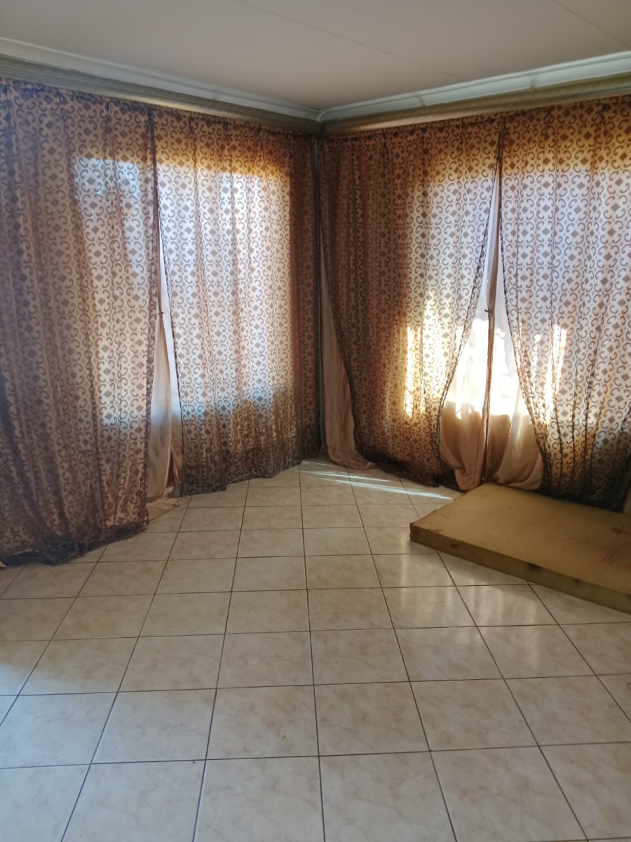 2 Bedroom Property for Sale in Morula View Gauteng