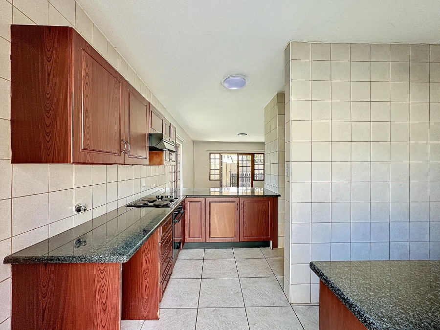 2 Bedroom Property for Sale in Equestria Gauteng