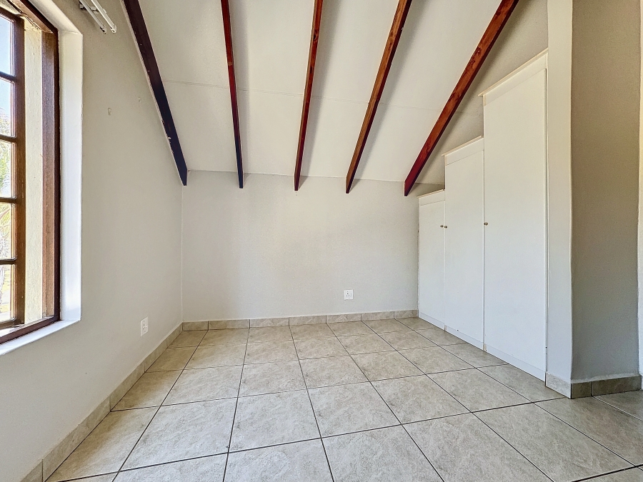 2 Bedroom Property for Sale in Equestria Gauteng