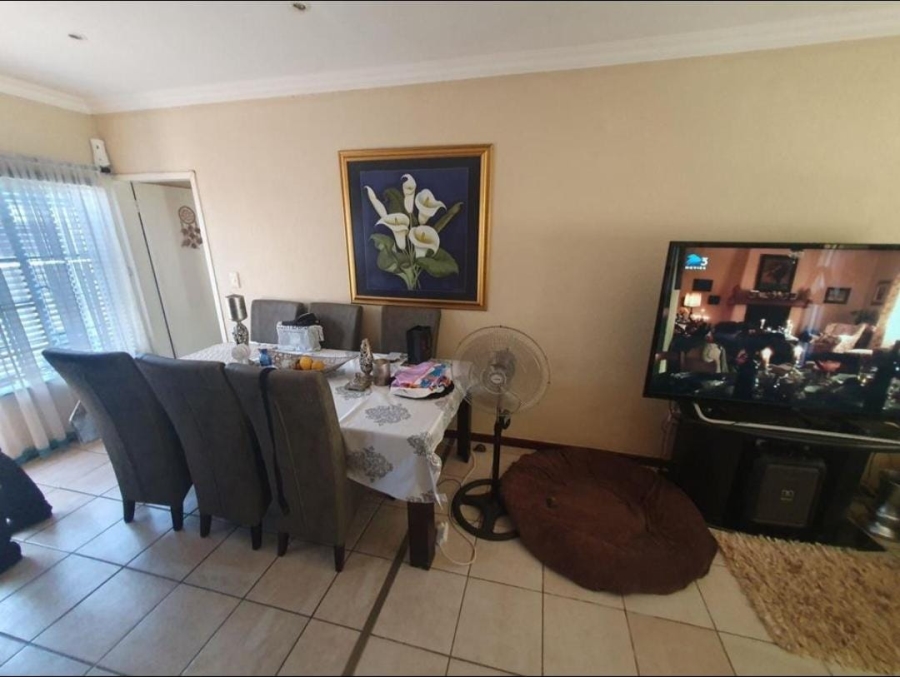 To Let 2 Bedroom Property for Rent in Annlin Gauteng