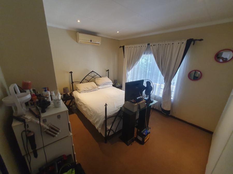 To Let 2 Bedroom Property for Rent in Annlin Gauteng