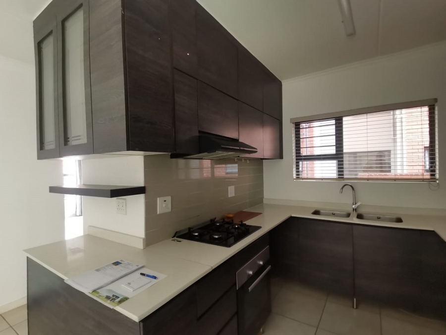 3 Bedroom Property for Sale in Oakdene Gauteng