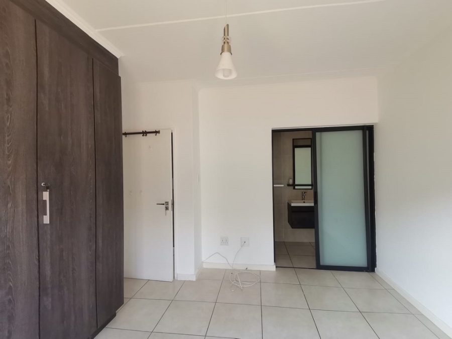 3 Bedroom Property for Sale in Oakdene Gauteng