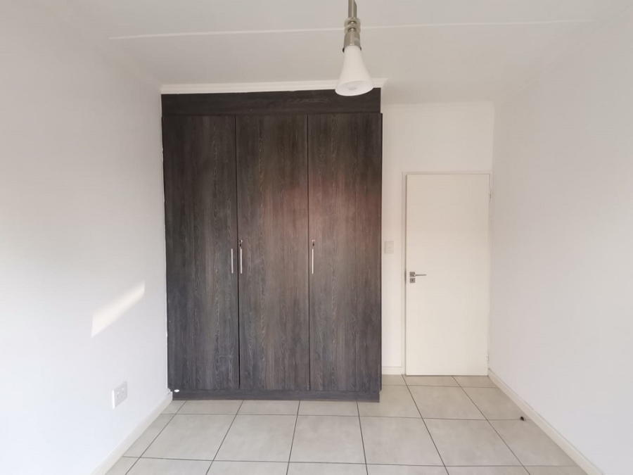 3 Bedroom Property for Sale in Oakdene Gauteng