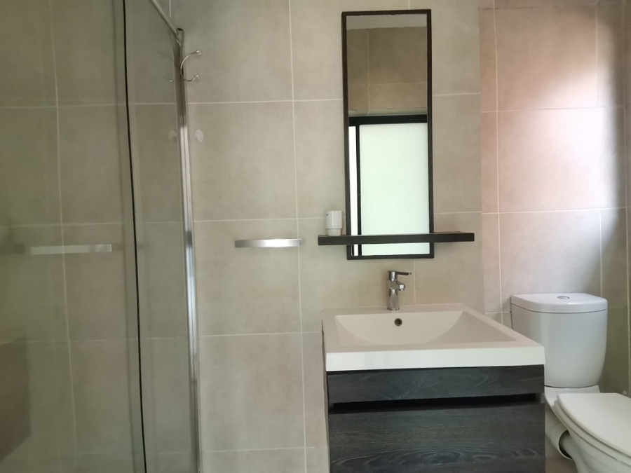 3 Bedroom Property for Sale in Oakdene Gauteng