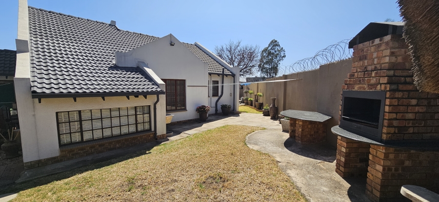 2 Bedroom Property for Sale in Elandshaven Gauteng