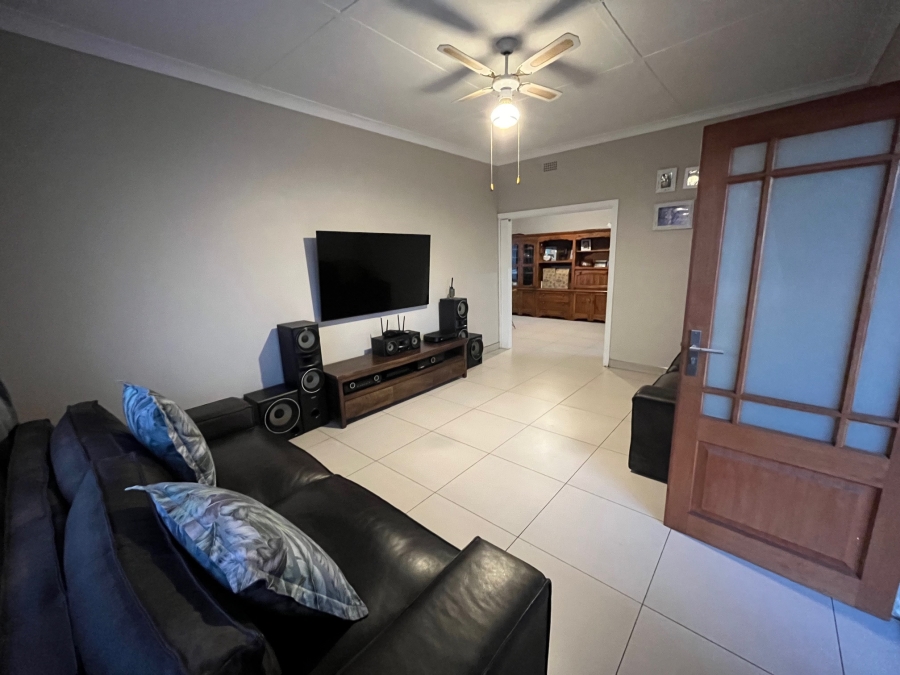 3 Bedroom Property for Sale in Edenvale Central Gauteng