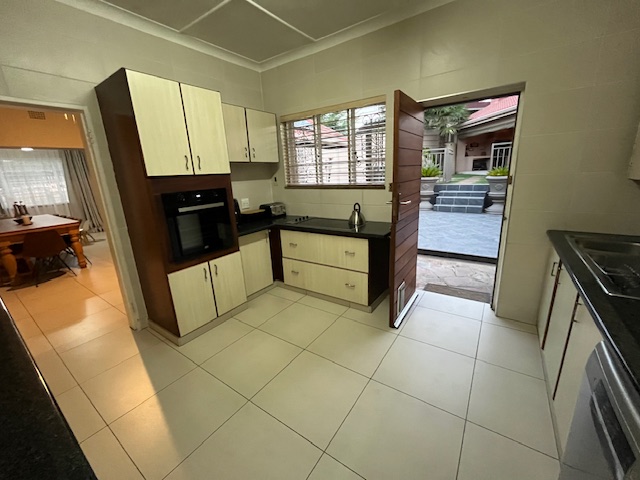 3 Bedroom Property for Sale in Edenvale Central Gauteng