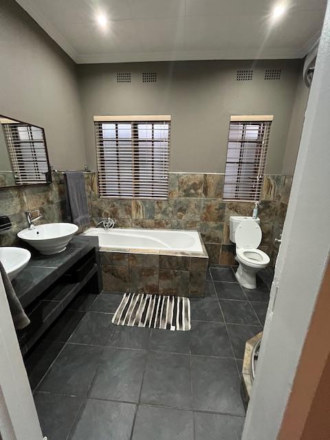 3 Bedroom Property for Sale in Edenvale Central Gauteng