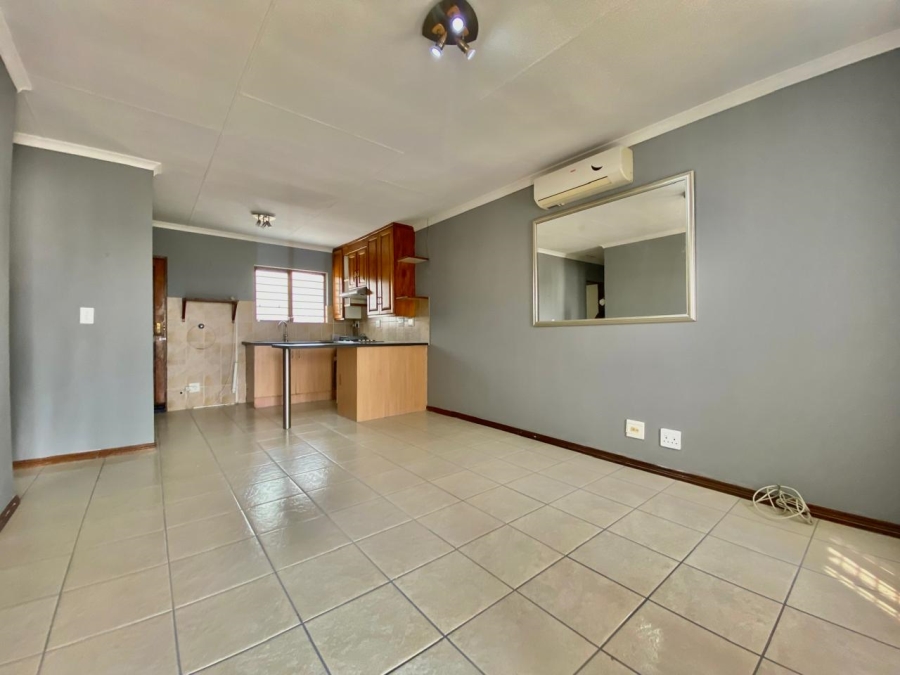 To Let 2 Bedroom Property for Rent in The Reeds Gauteng