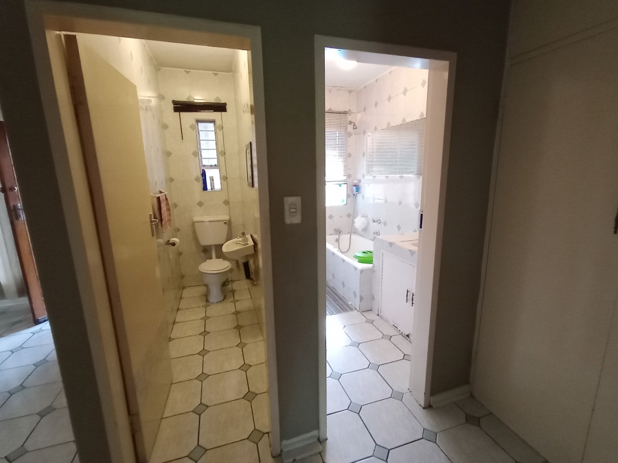 2 Bedroom Property for Sale in Edleen Gauteng