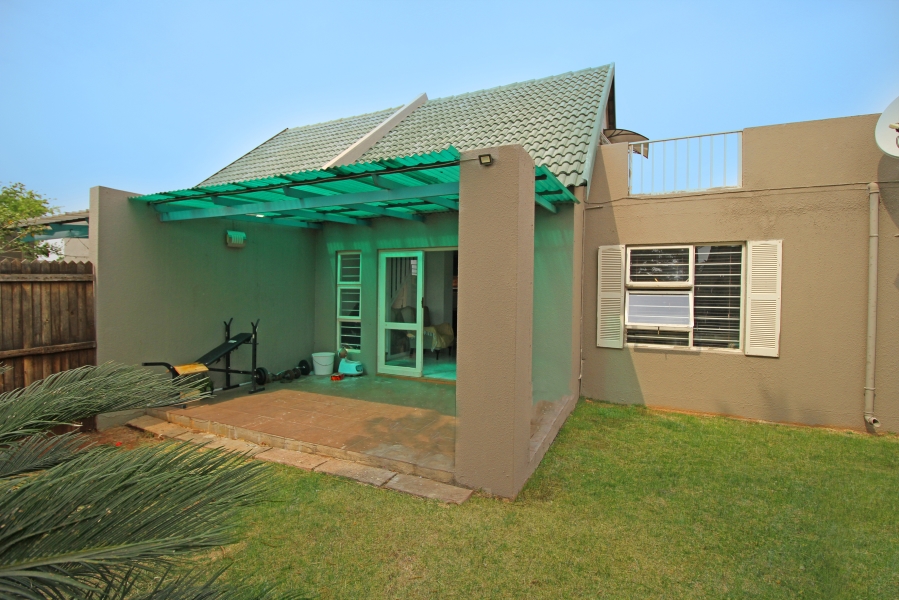 3 Bedroom Property for Sale in Weltevreden Park Gauteng