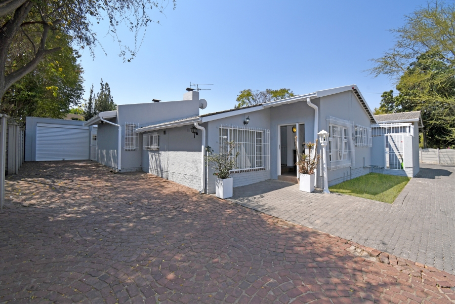 4 Bedroom Property for Sale in Kensington B Gauteng