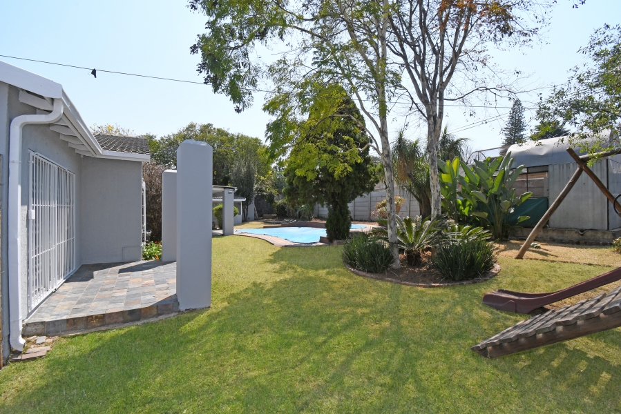 4 Bedroom Property for Sale in Kensington B Gauteng