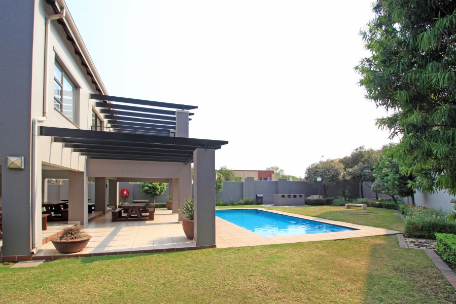 1 Bedroom Property for Sale in Sunninghill Gauteng