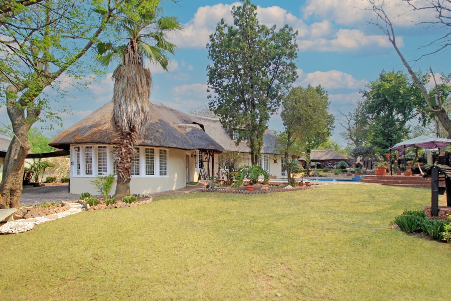 4 Bedroom Property for Sale in Buccleuch Gauteng