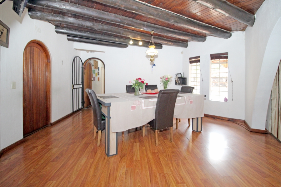 4 Bedroom Property for Sale in Buccleuch Gauteng