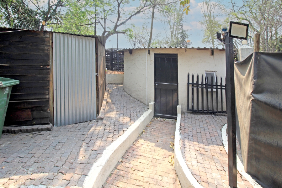 4 Bedroom Property for Sale in Buccleuch Gauteng