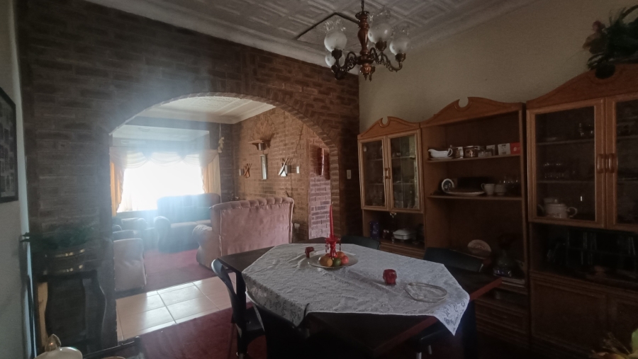 2 Bedroom Property for Sale in Regents Park Gauteng