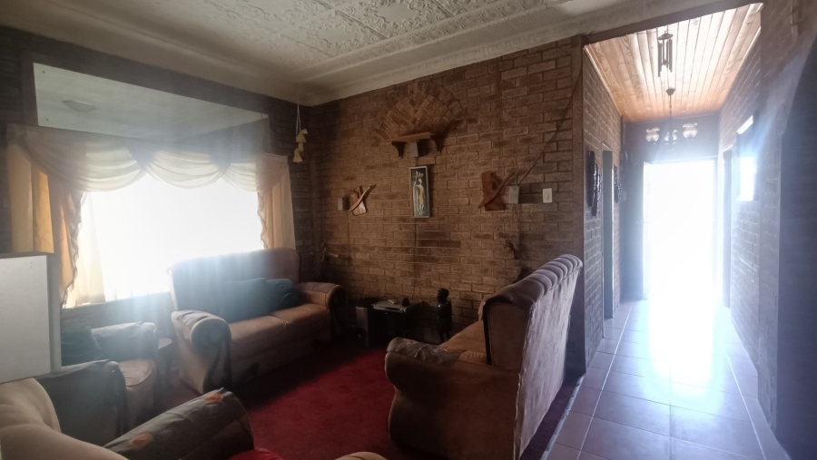 2 Bedroom Property for Sale in Regents Park Gauteng