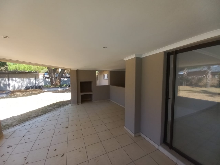 5 Bedroom Property for Sale in Rynfield Gauteng