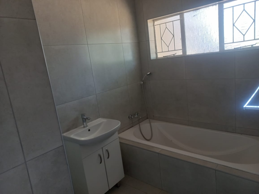 5 Bedroom Property for Sale in Rynfield Gauteng