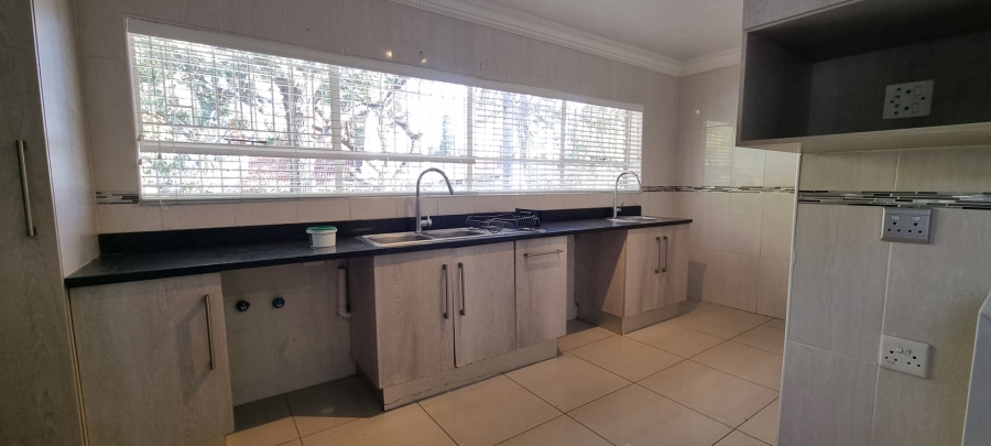 3 Bedroom Property for Sale in Sunward Park Gauteng