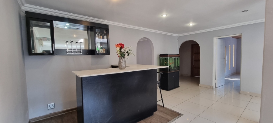 3 Bedroom Property for Sale in Sunward Park Gauteng