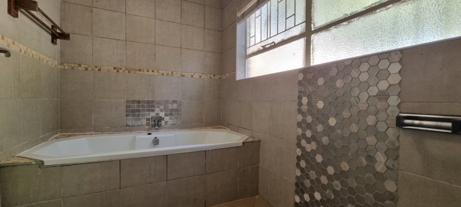 3 Bedroom Property for Sale in Sunward Park Gauteng