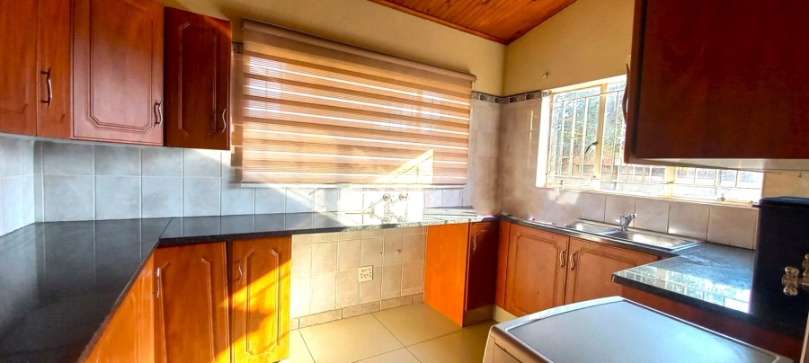 5 Bedroom Property for Sale in New State Areas Gauteng