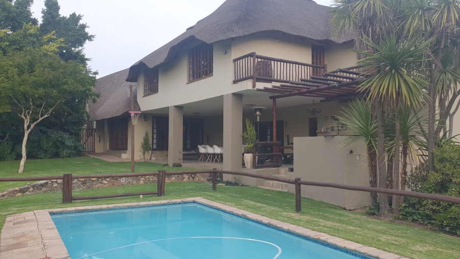 4 Bedroom Property for Sale in Mnandi Gauteng