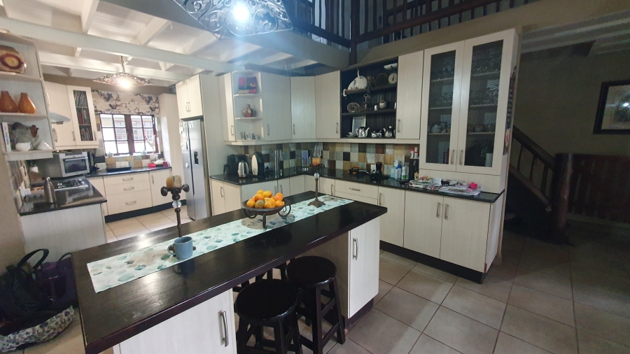 4 Bedroom Property for Sale in Mnandi Gauteng