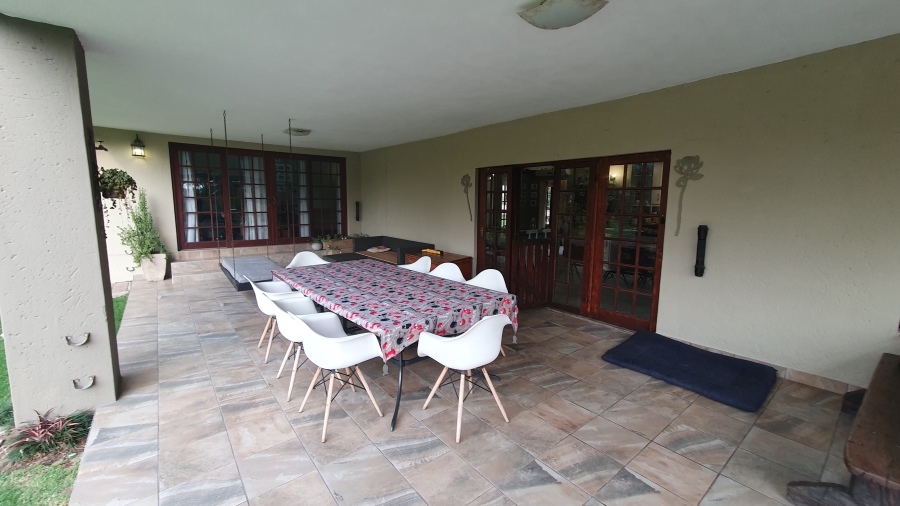 4 Bedroom Property for Sale in Mnandi Gauteng