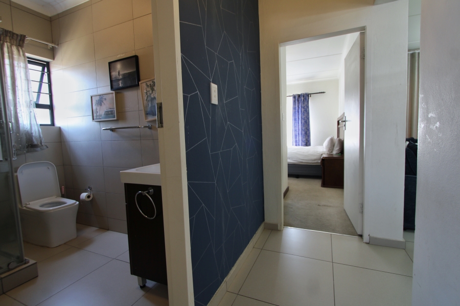 2 Bedroom Property for Sale in Carlswald Gauteng