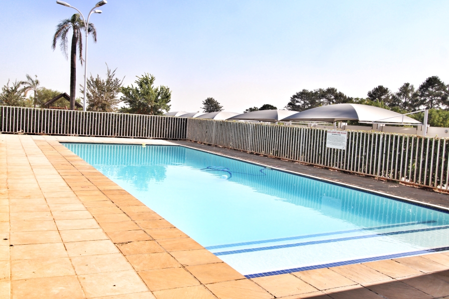 2 Bedroom Property for Sale in Carlswald Gauteng