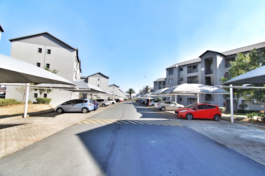 2 Bedroom Property for Sale in Carlswald Gauteng