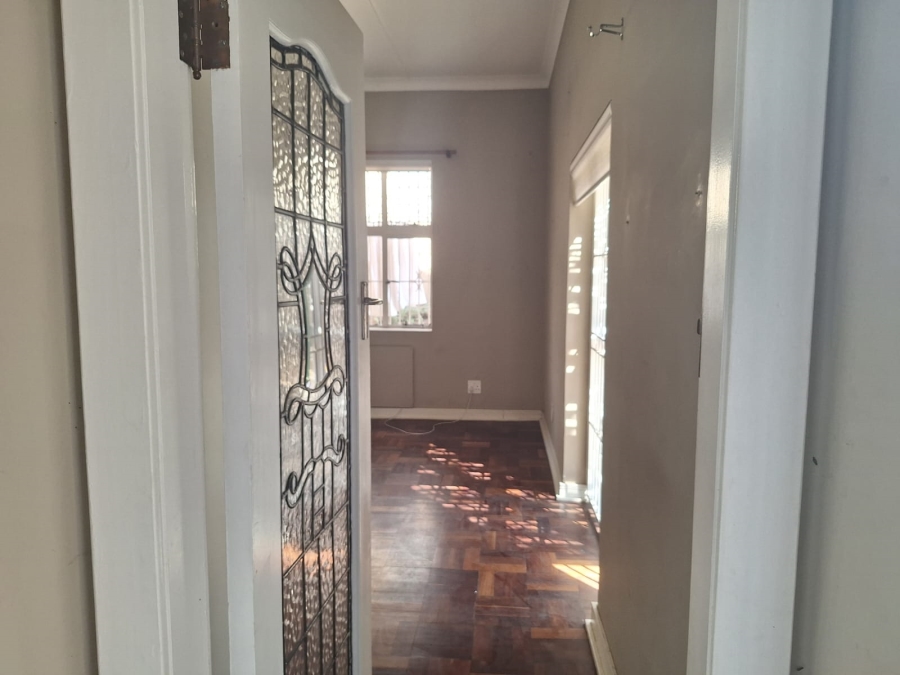 To Let 1 Bedroom Property for Rent in Kensington Gauteng