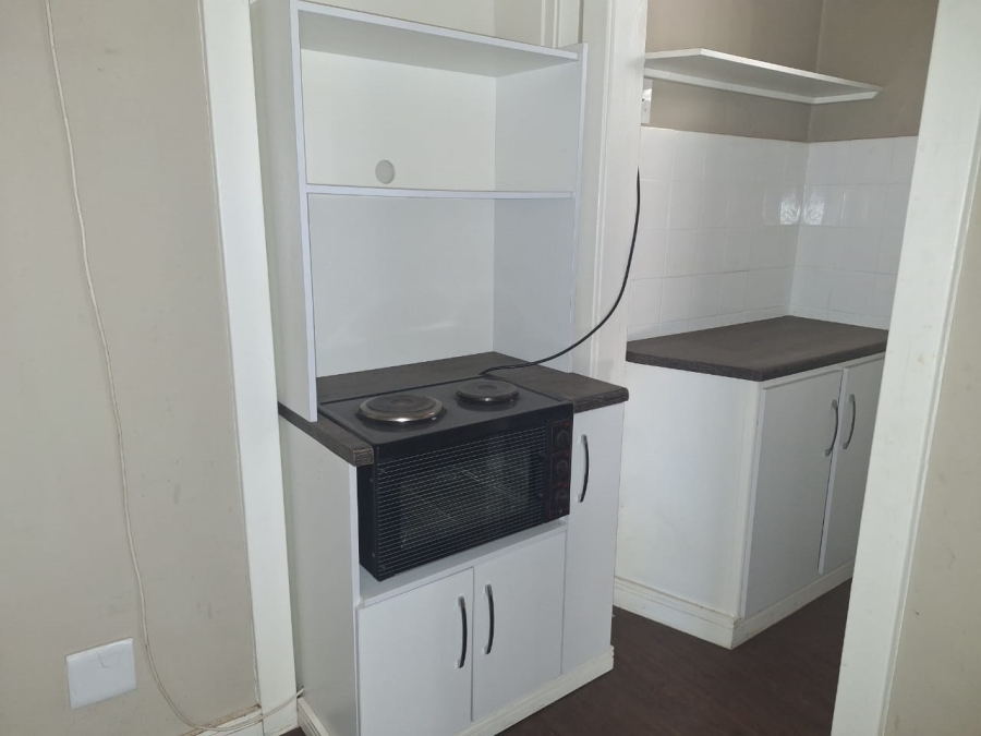 To Let 1 Bedroom Property for Rent in Kensington Gauteng