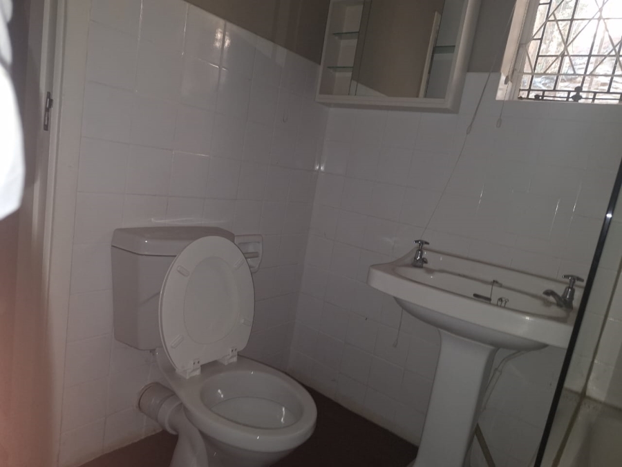 To Let 1 Bedroom Property for Rent in Kensington Gauteng