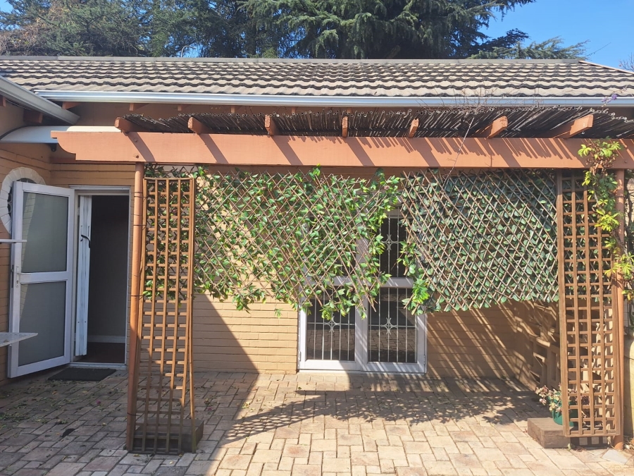 To Let 1 Bedroom Property for Rent in Kensington Gauteng