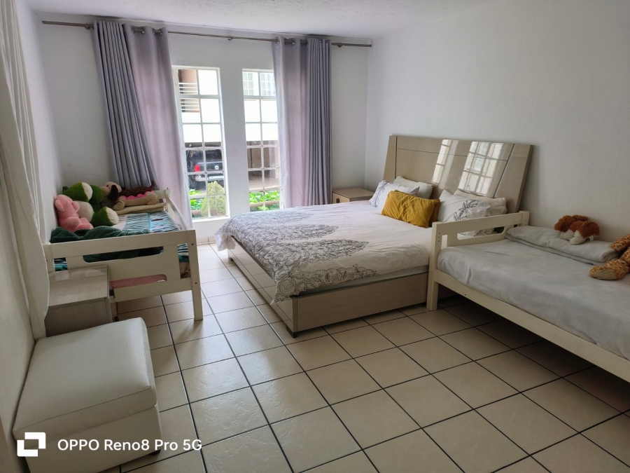 2 Bedroom Property for Sale in Bedfordview Gauteng