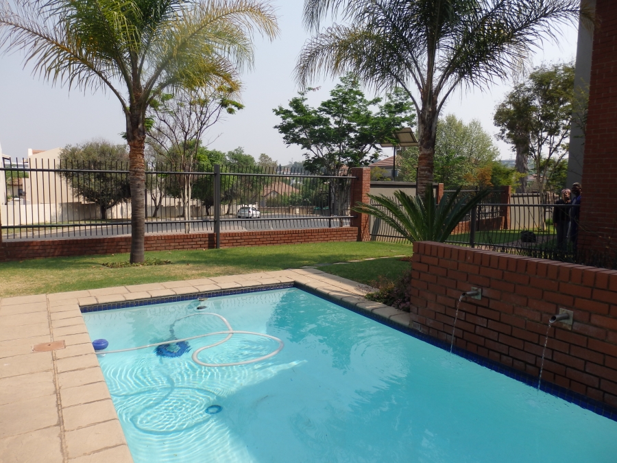 1 Bedroom Property for Sale in Dainfern Gauteng